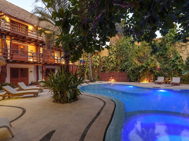 Hotel El Pueblito 10