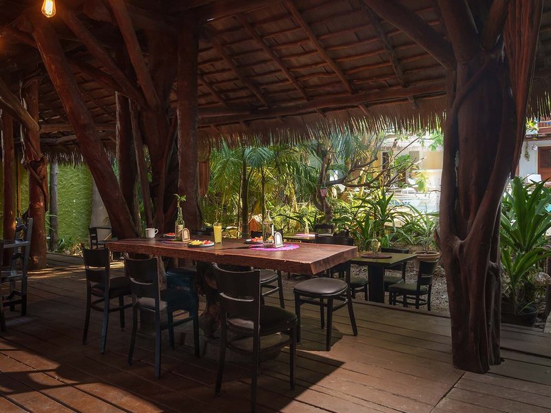 Hotel El Pueblito 21