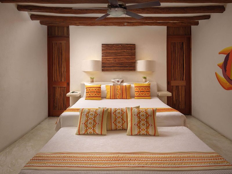 Hotel El Pueblito 36