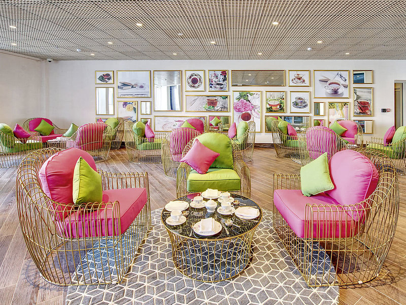 Dukes The Palm, a Royal Hideaway Hotel 9