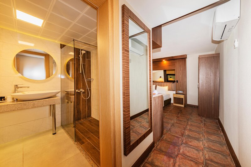 Fame Hotel 11