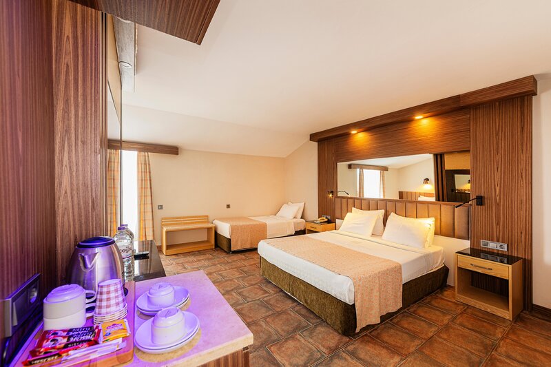 Fame Hotel 12
