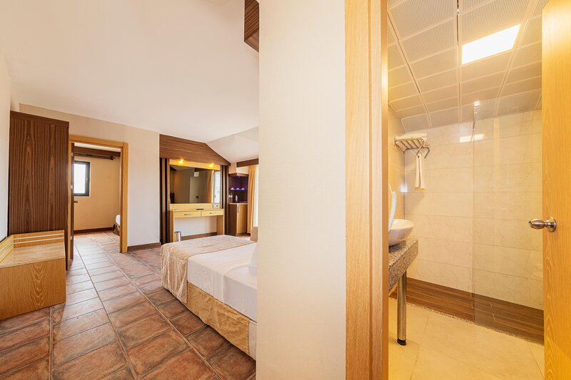 Fame Hotel 27