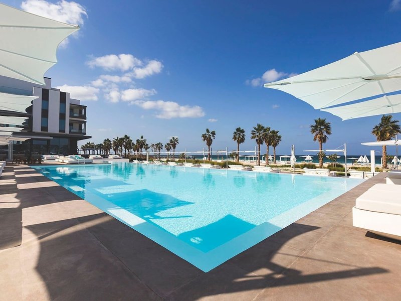 Nikki Beach Resort & Spa Dubai 4