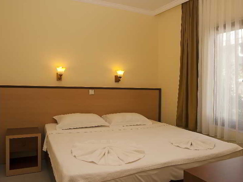 Felice Hotel 13