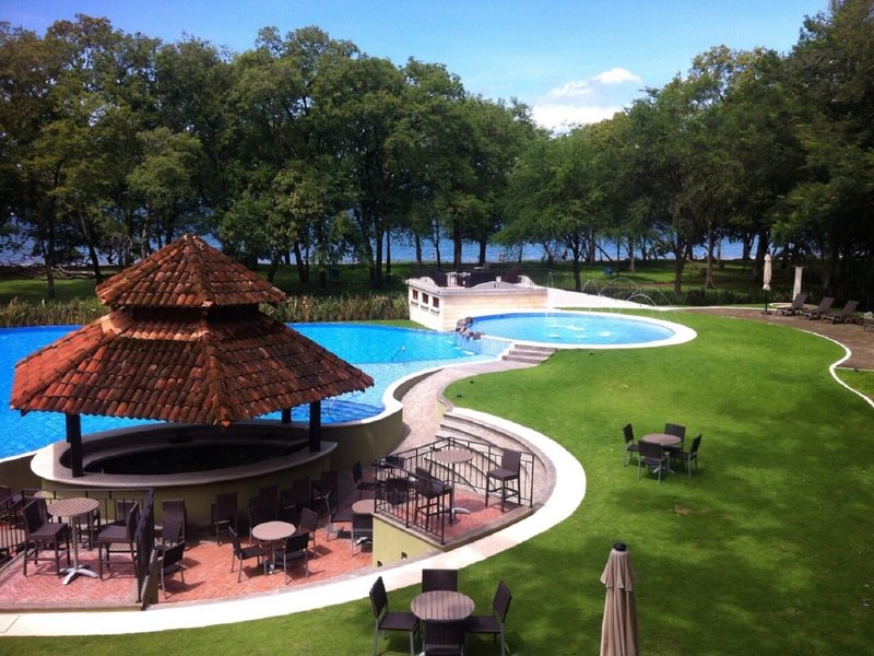 Casa Conde Beach Front Hotel 22