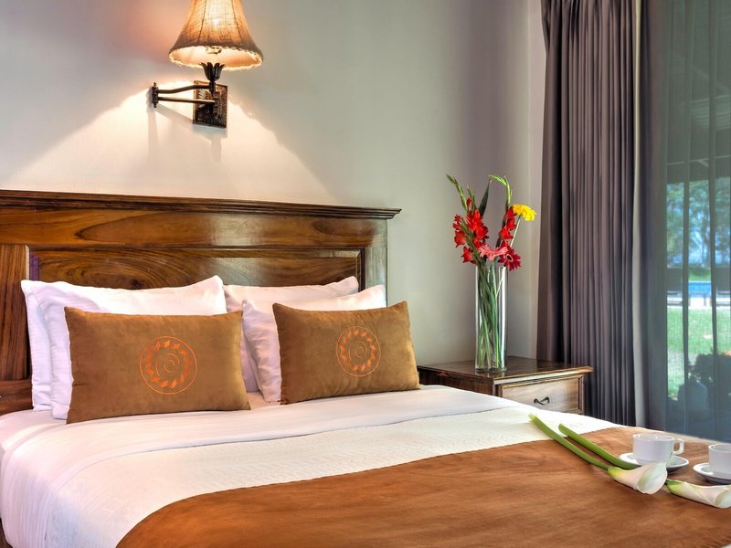 Casa Conde Beach Front Hotel 43