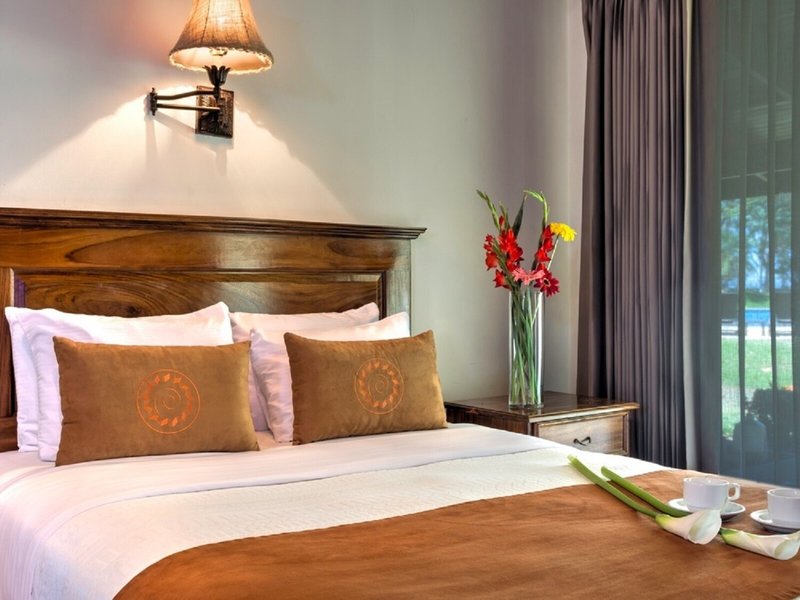 Casa Conde Beach Front Hotel 48