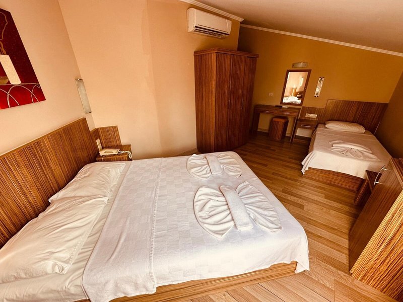 Havana Hotel 25