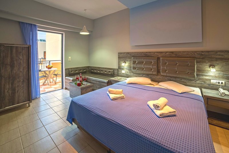 Blue Aegean Hotel & Suites 6
