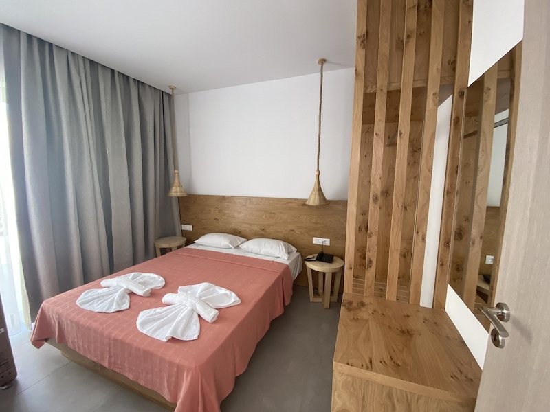 Blue Aegean Hotel & Suites 10