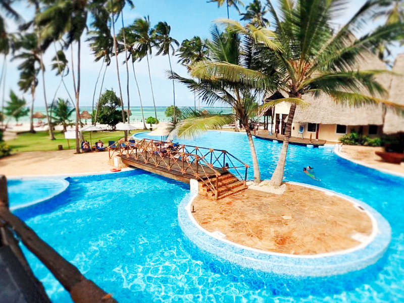 Ocean Paradise Resort 9