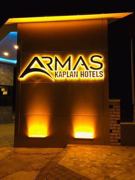 Armas Kaplan Paradise 23