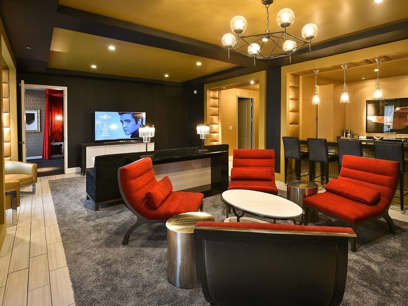 The Guest House at Graceland 11