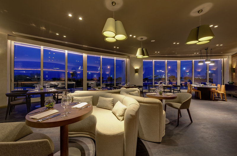 Radisson Blu Hotel Istanbul Ottomare 1