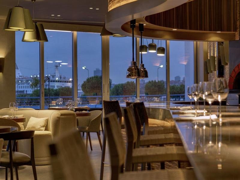 Radisson Blu Hotel Istanbul Ottomare 4