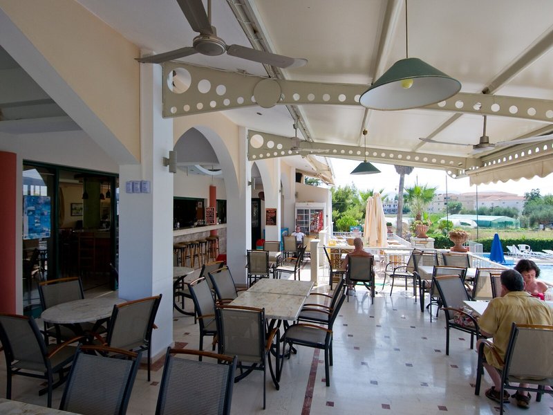 Ilios Hotel & App. 15