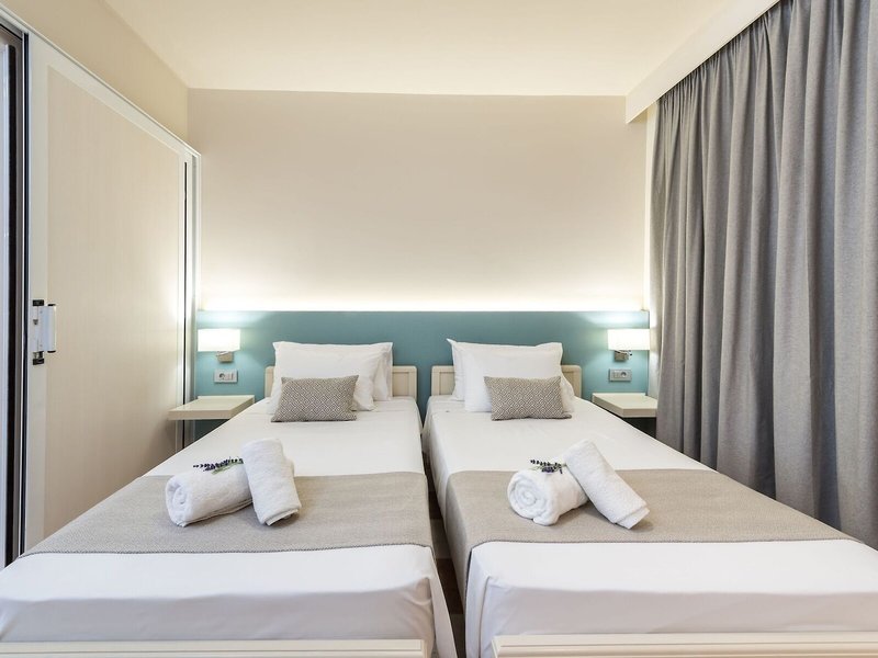 Ilios Hotel & App. 20