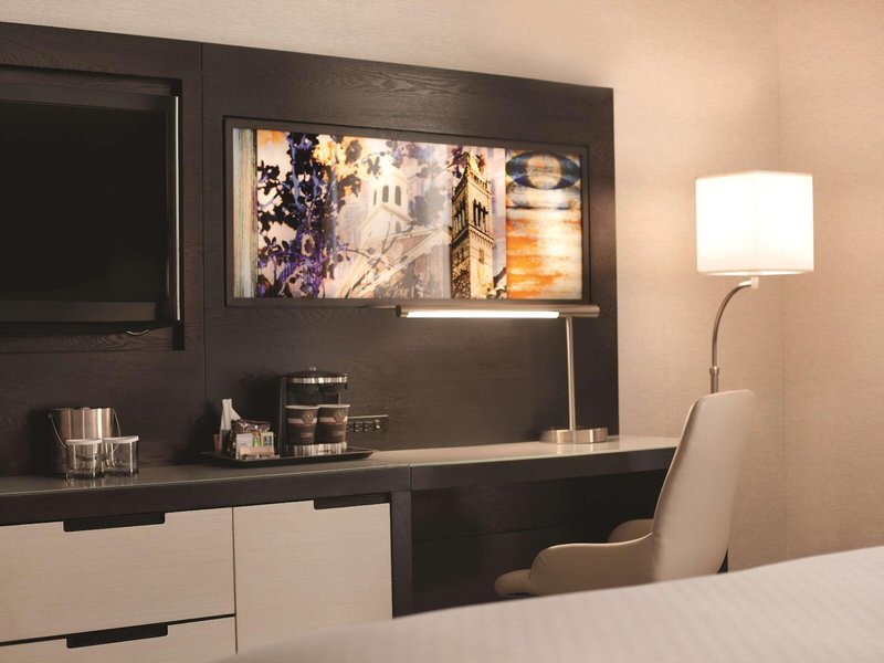 Doubletree Hotel Boston Downtown 36
