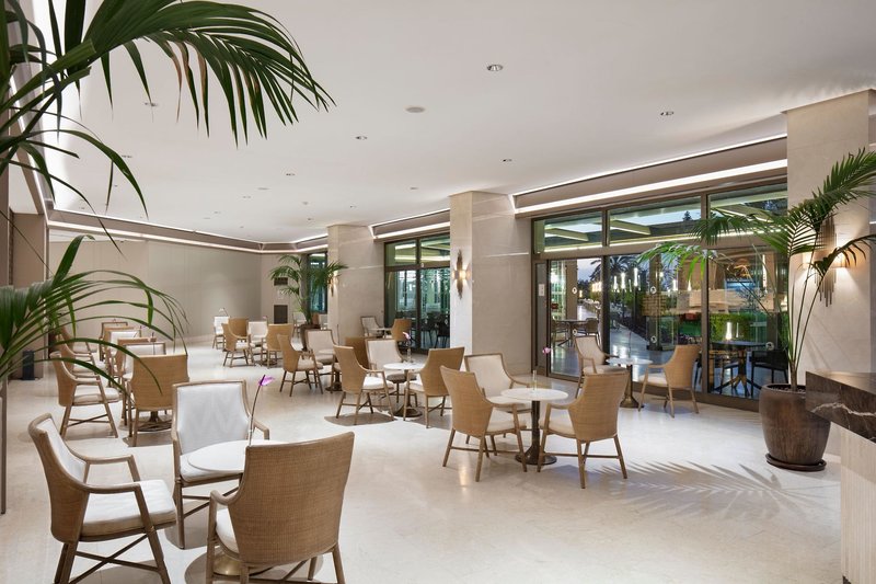 Mirage Park Resort 12