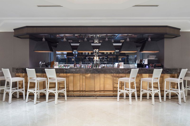 Mirage Park Resort 18