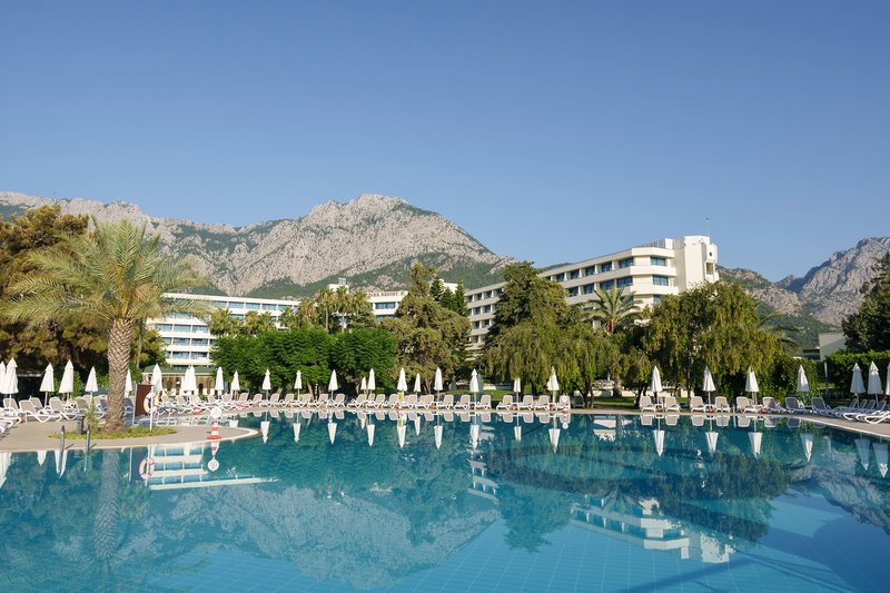 Mirage Park Resort 19