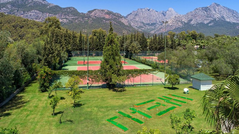 Mirage Park Resort 29