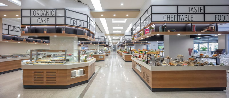 Mirage Park Resort 18