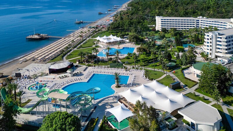 Mirage Park Resort 1