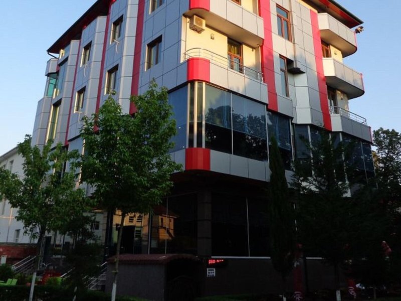 Hotel Piazza 2 - Exterior