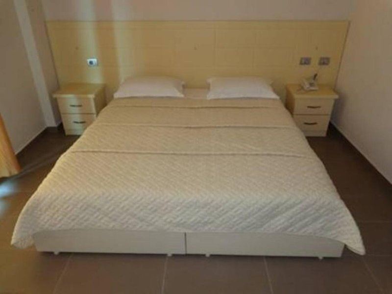 Hotel Piazza 16 - Room Example