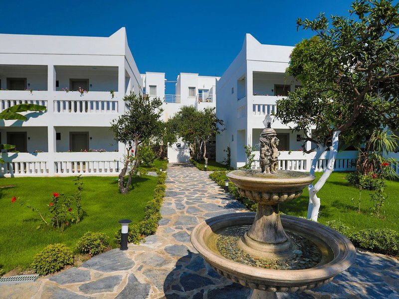 Yalipark Beach Hotel 1