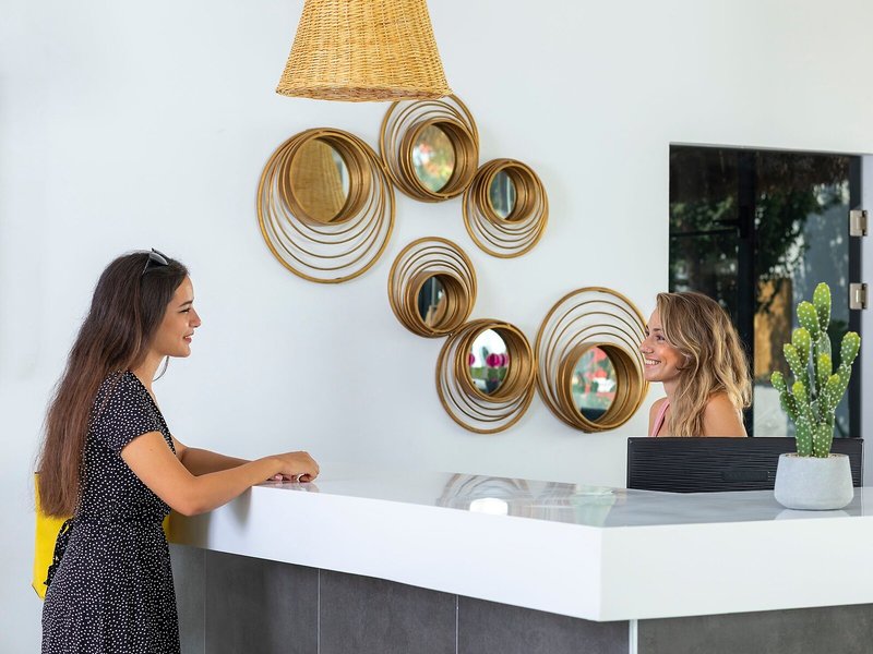 Yalipark Beach Hotel 23