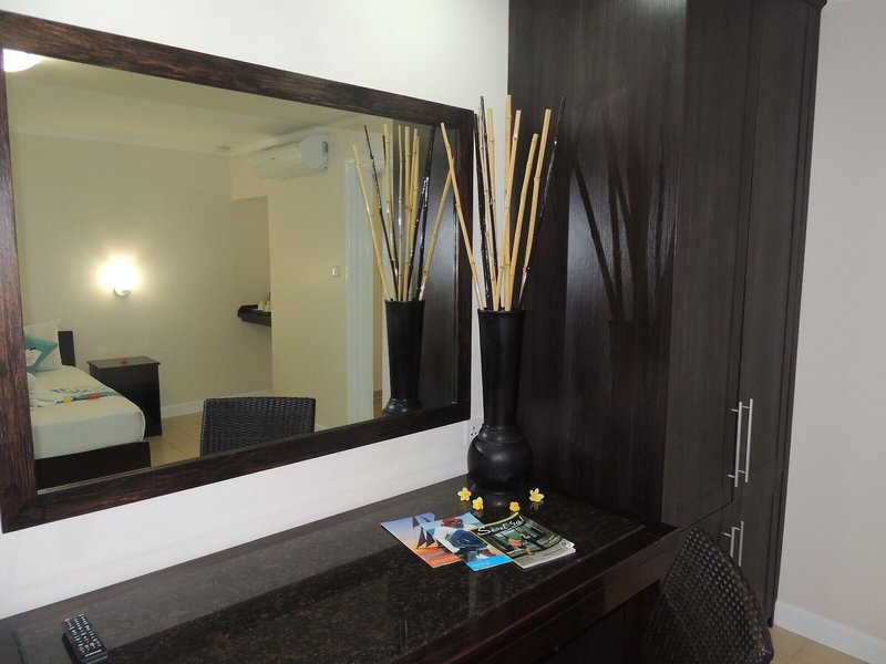 Hotel La Roussette 18