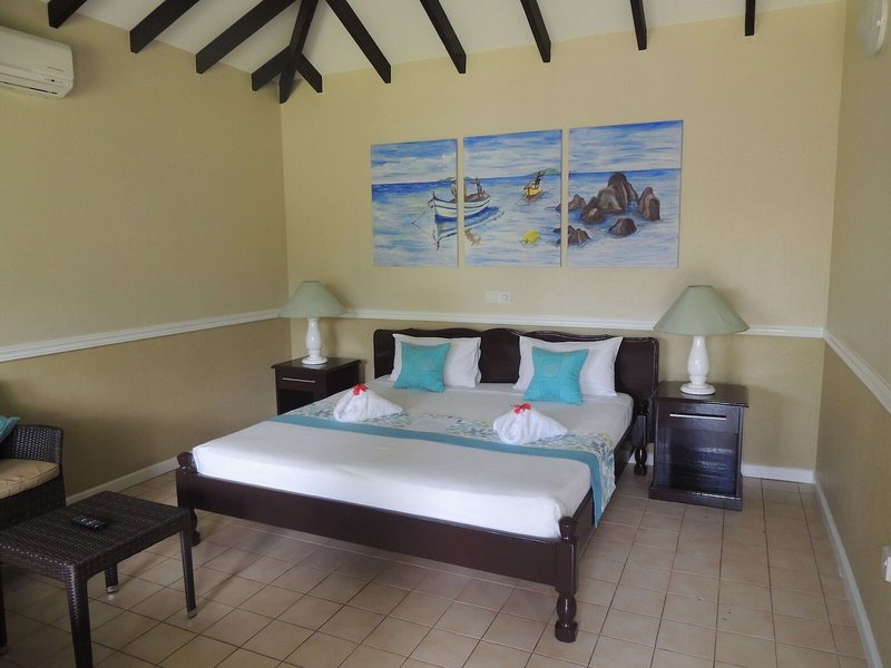 Hotel La Roussette 22