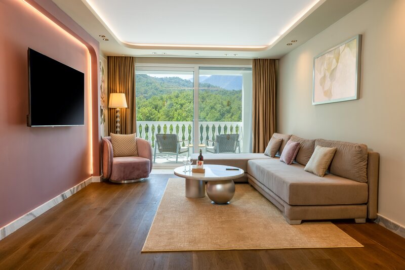 Amara Dolce Vita Luxury 58