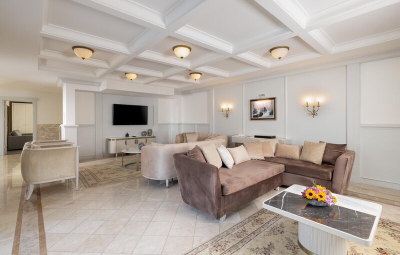 Amara Dolce Vita Luxury 82