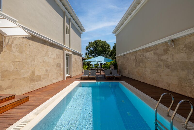 Amara Dolce Vita Luxury 111