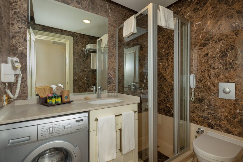 Amara Dolce Vita Luxury 156