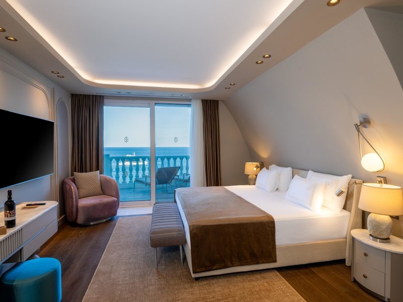 Amara Dolce Vita Luxury 24