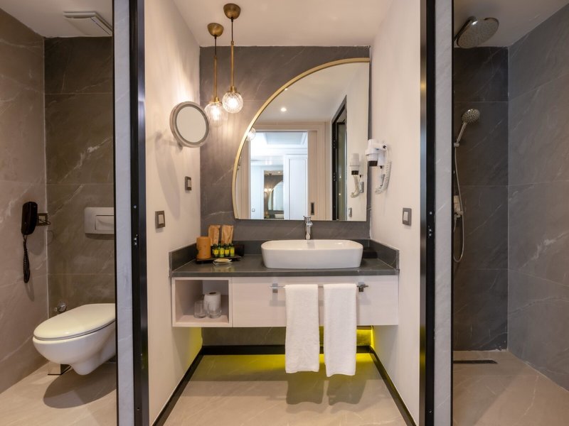 Amara Dolce Vita Luxury 38