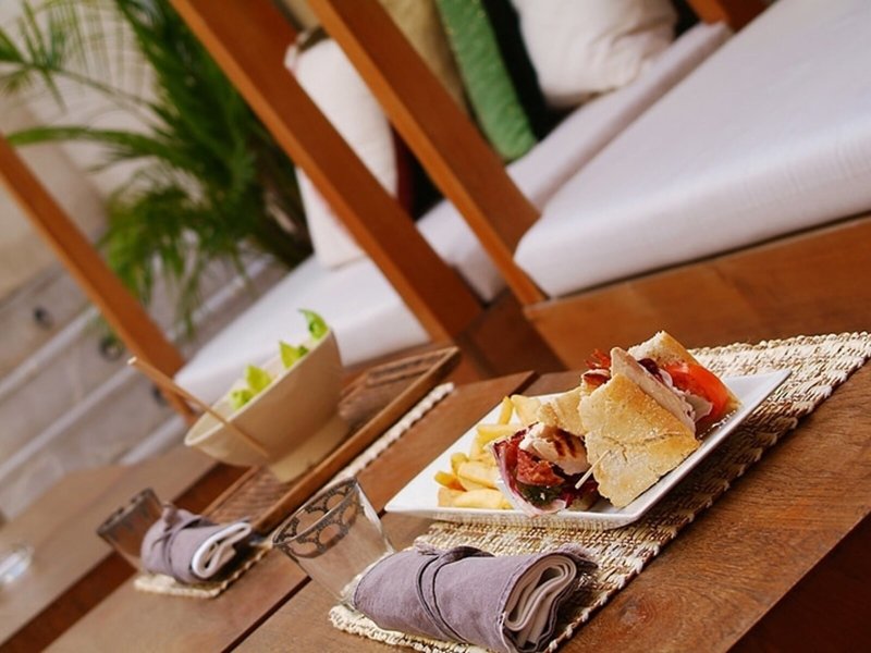 Puro Hotel Oasis Urbano 13