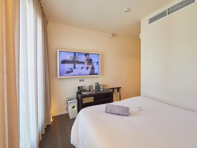 Puro Hotel Oasis Urbano 46