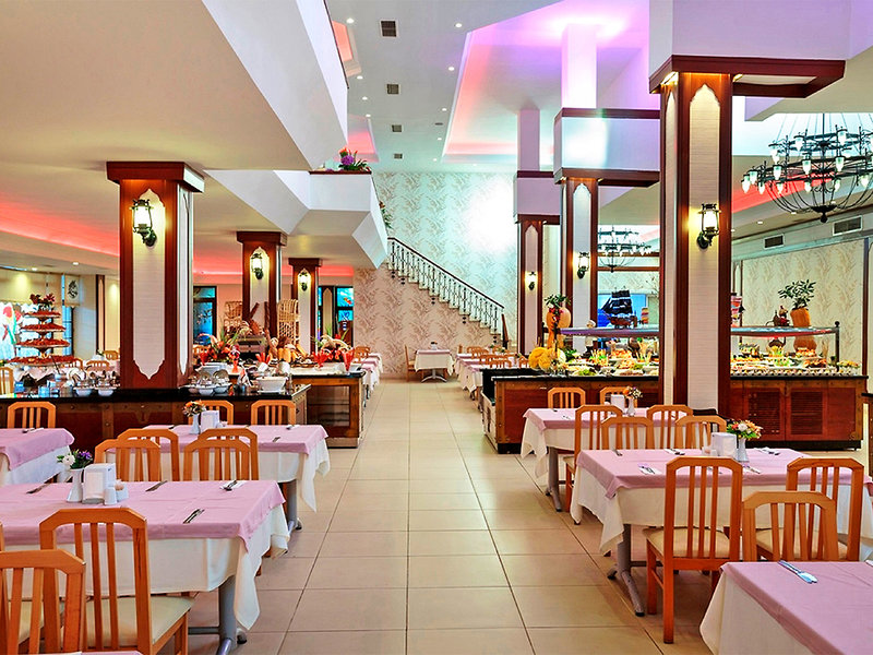 Pirate's Beach Club 15