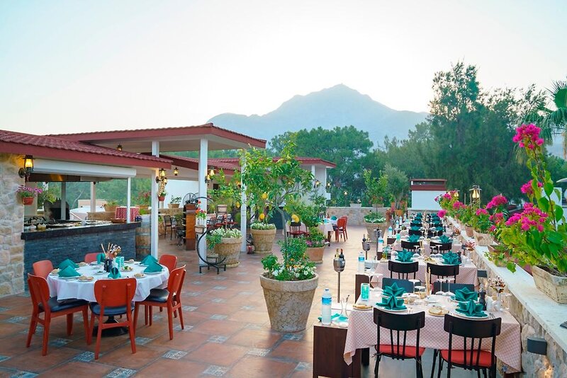 Pirate's Beach Club 87