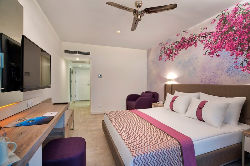 Pirate's Beach Club 18