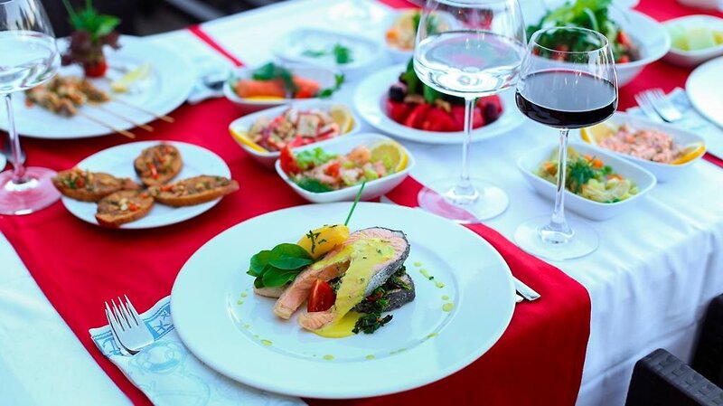 Pirate's Beach Club 94