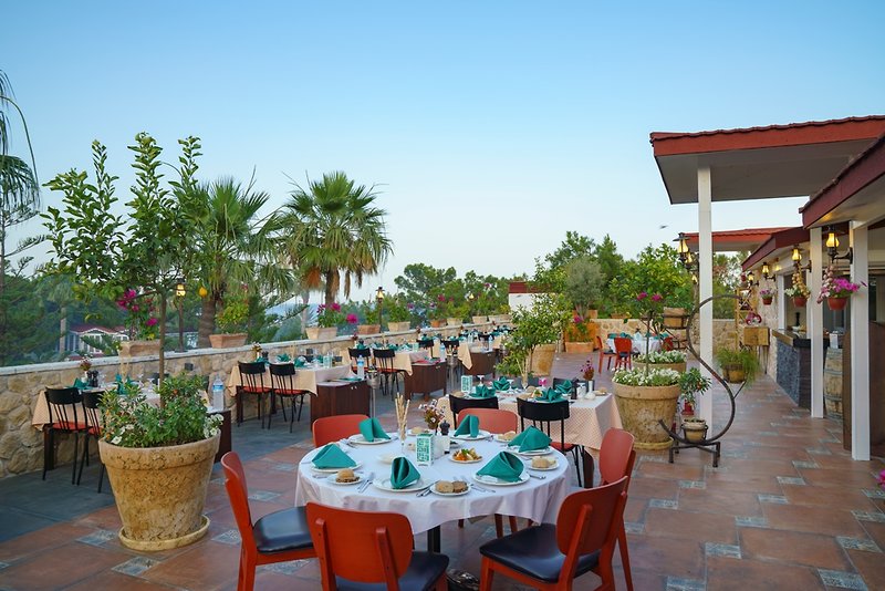 Pirate's Beach Club 16