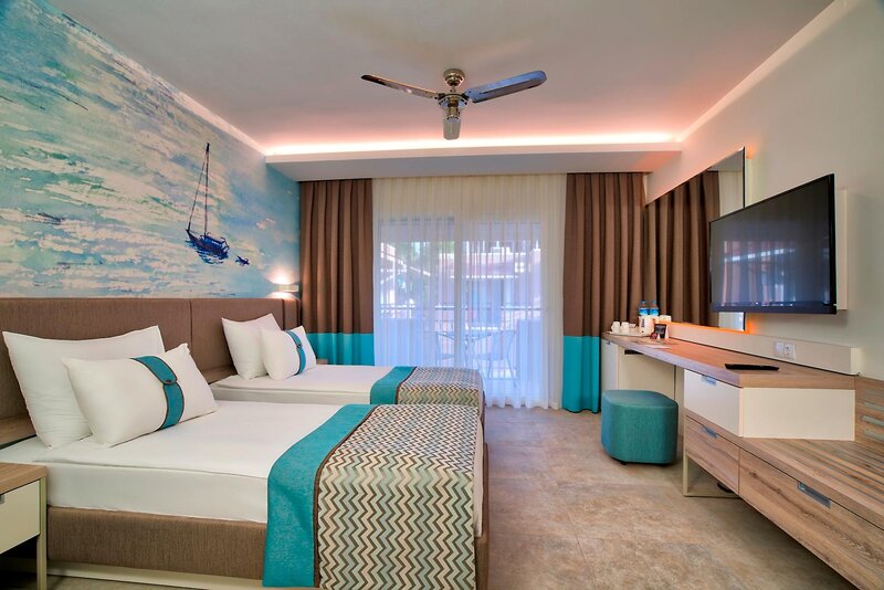 Pirate's Beach Club 54