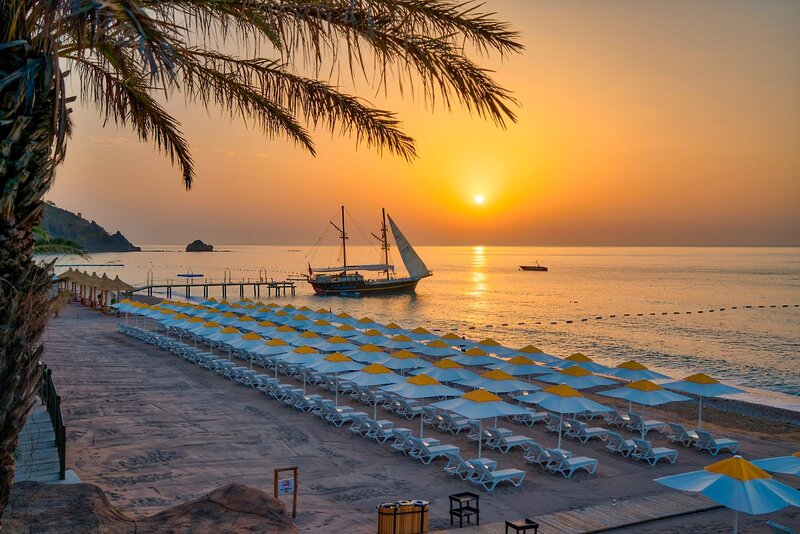 Pirate's Beach Club 16